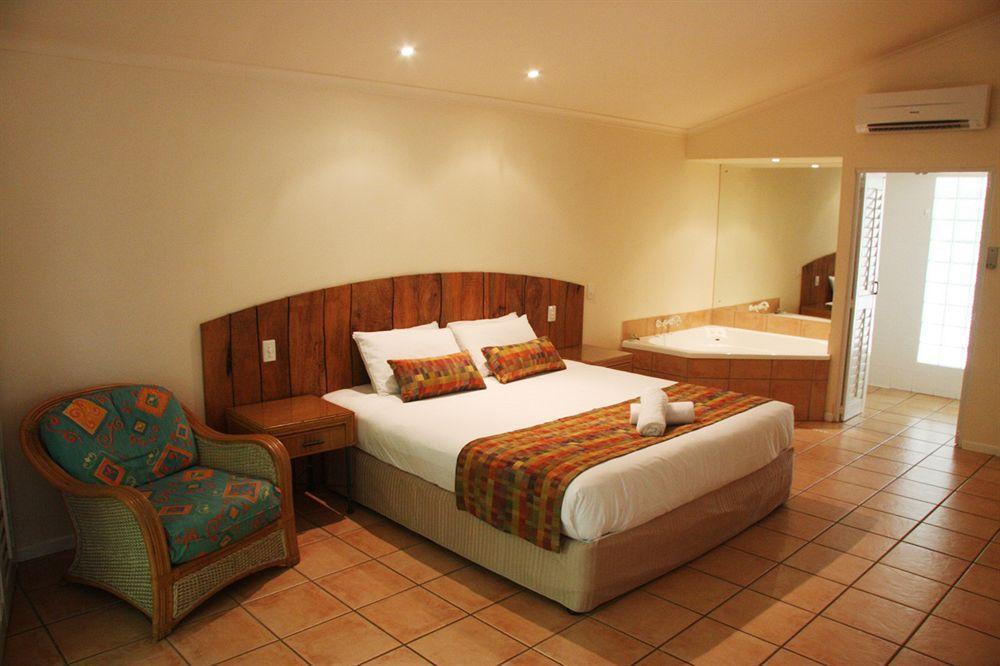 Eco Village Mission 4*